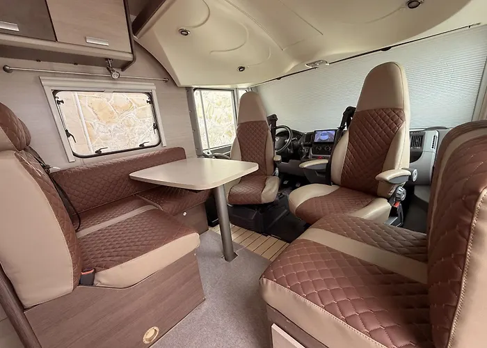 Autocaravana Integral Bavaria Kemping Chayofa