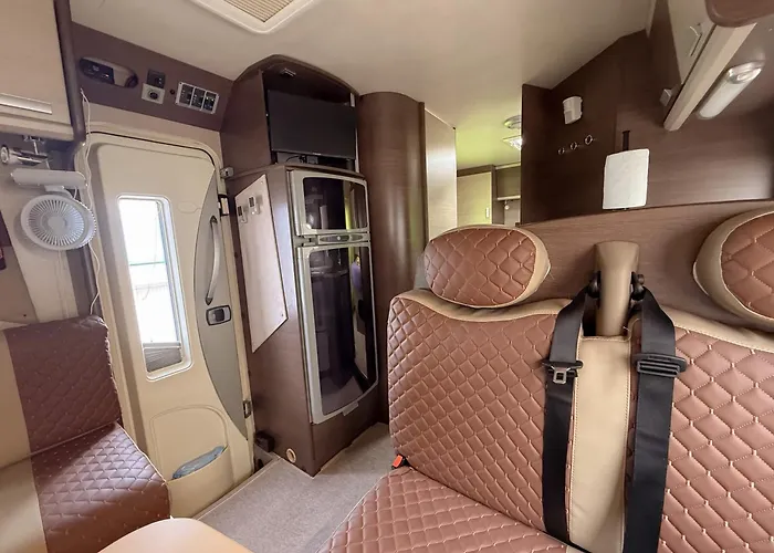 Autocaravana Integral Bavaria Чайофа